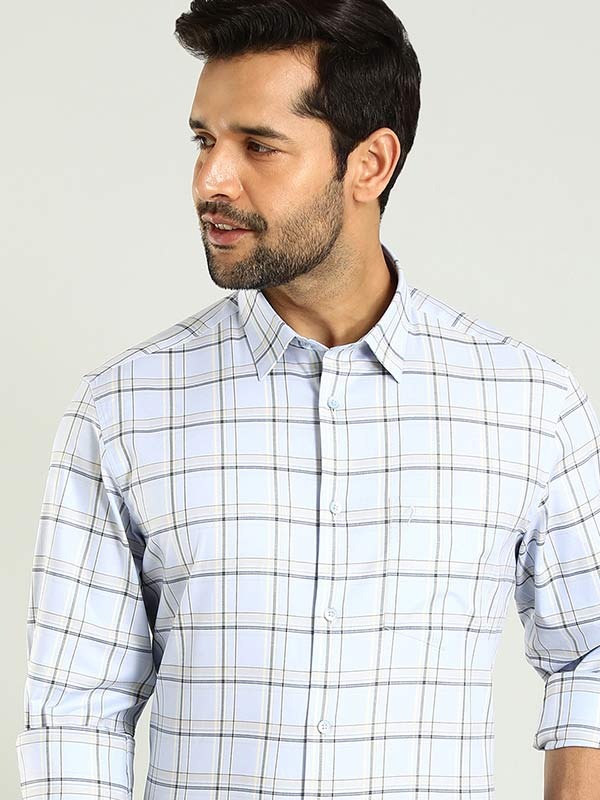Indian Terrain Men's Regular Fit Full Sleeve Checkered Blue Shirt